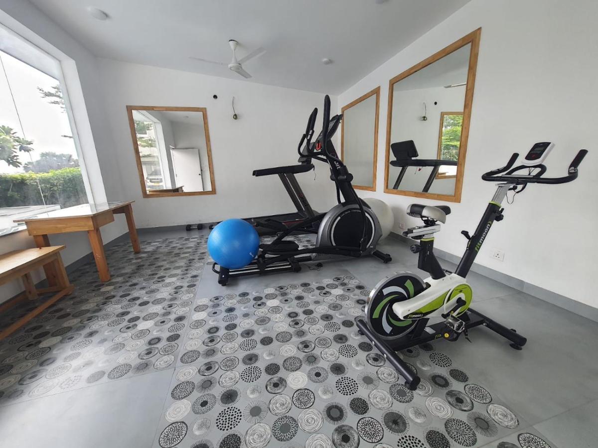 Apartel Sri City Tada Bagian luar foto